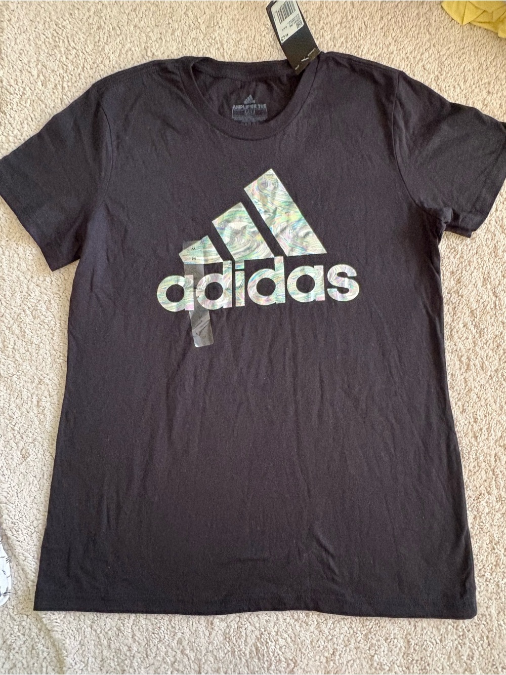 🆕 Ladies Adidas Amplifier T-shirt